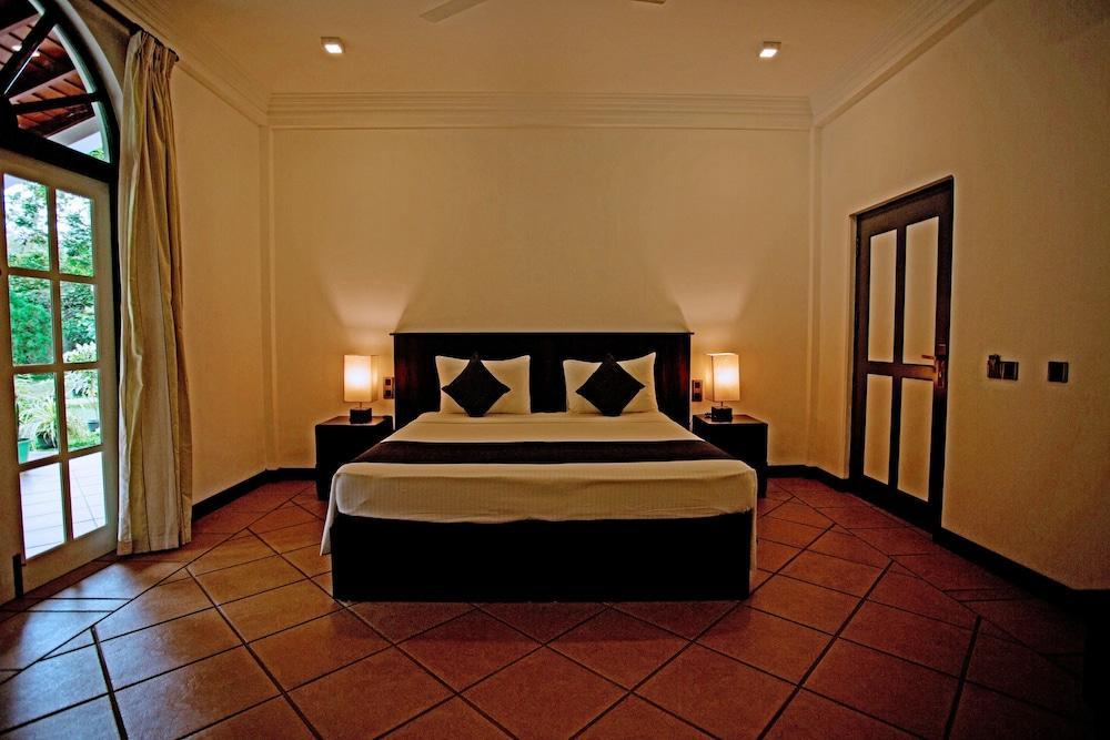 The Villa Green Inn Negombo Extérieur photo